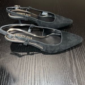 Kenneth Cole New York Women's Martha Wedge Sandal black suede, size 6